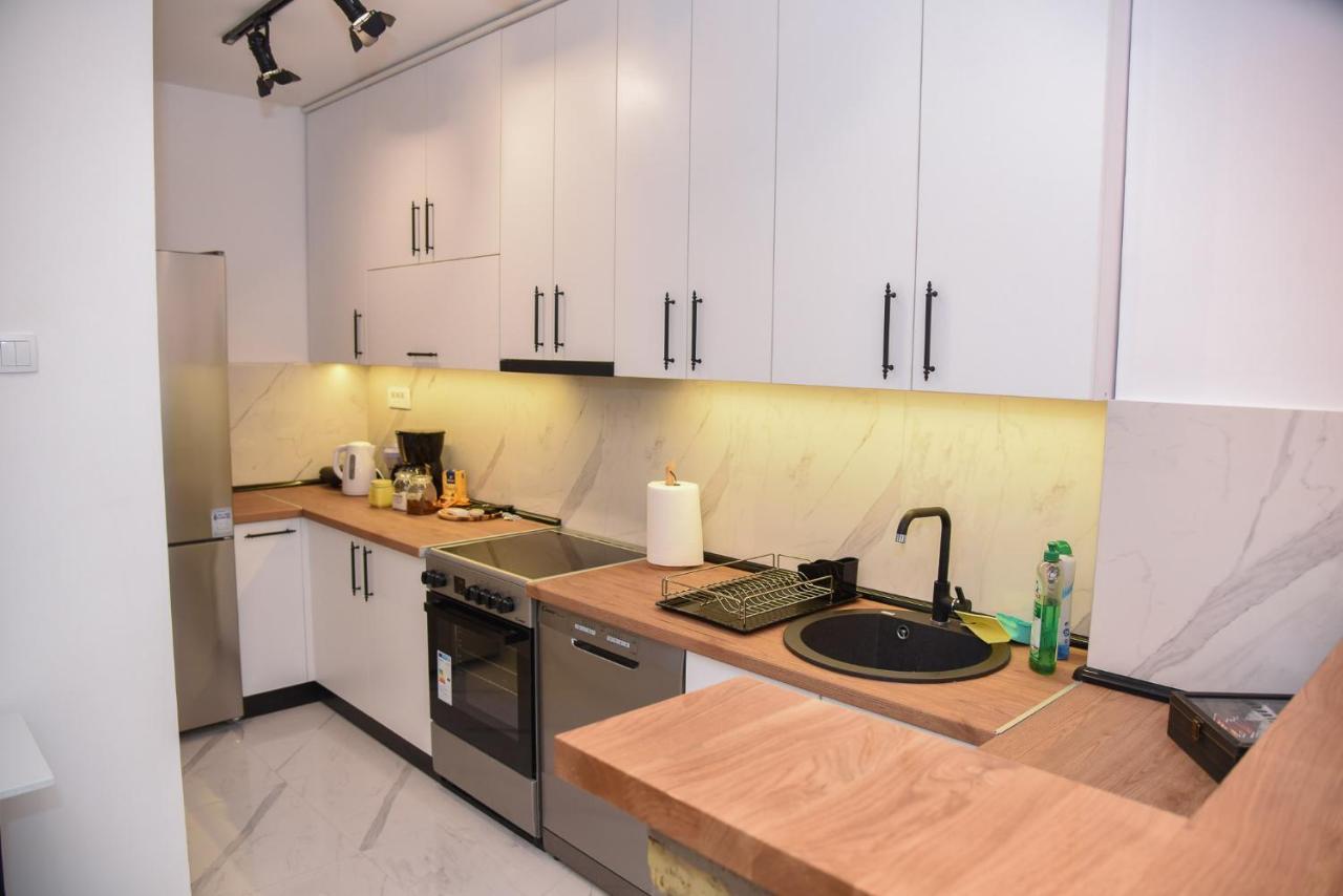 Garden Apartment - Oaza U Centru Grada Nowy Sad Zewnętrze zdjęcie