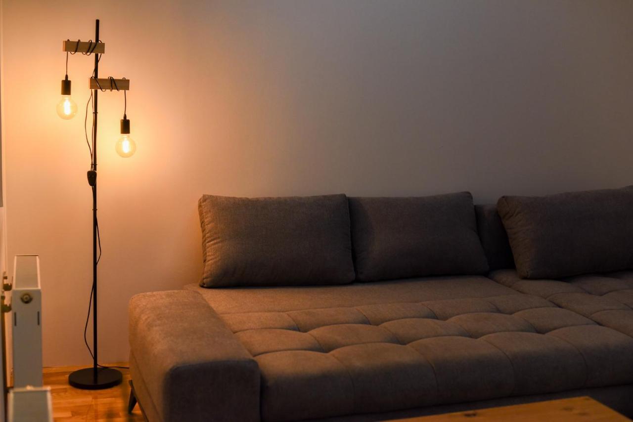 Garden Apartment - Oaza U Centru Grada Nowy Sad Zewnętrze zdjęcie